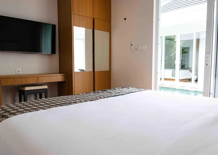 Villa Clove *